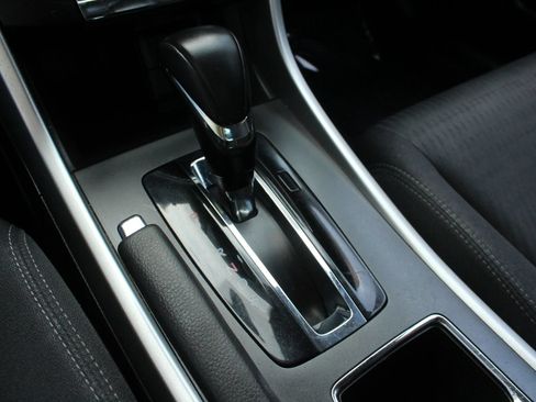 Used 2013 Honda Accord Sport image 32