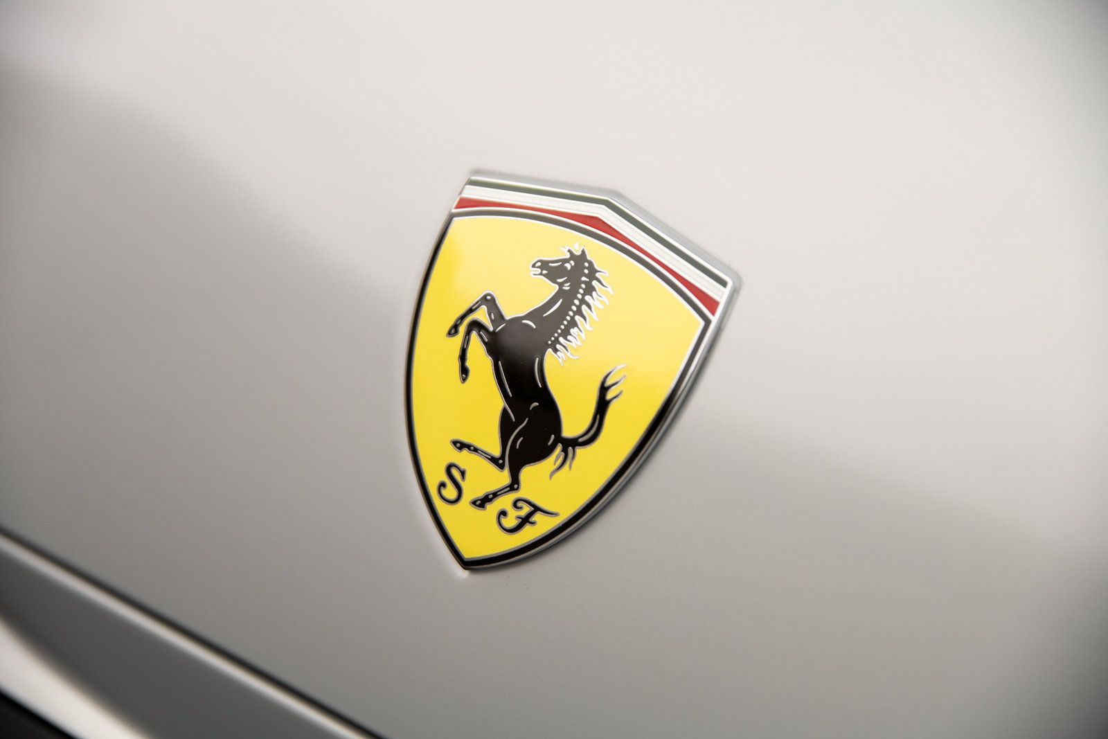 Used 2025 Ferrari 12Cilindri RWD image 30