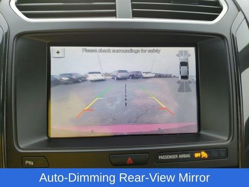 Used 2017 Ford Explorer XLT w/ Equipment Group 202A image 25