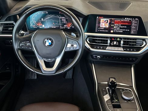 Used 2022 BMW 330i Sedan w/ Premium Package image 13