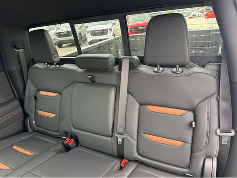 New 2026 GMC Sierra 1500 AT4 w/ AT4 Premium Package AWD/4WD image 16