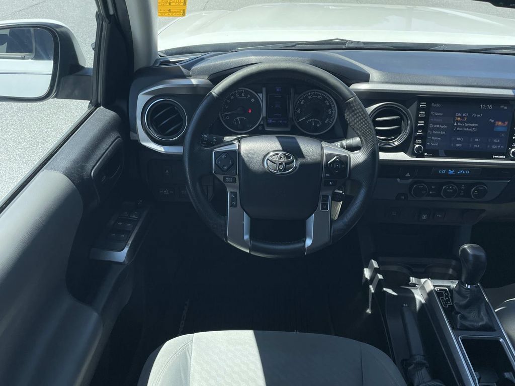 Used 2021 Toyota Tacoma SR5 RWD image 13