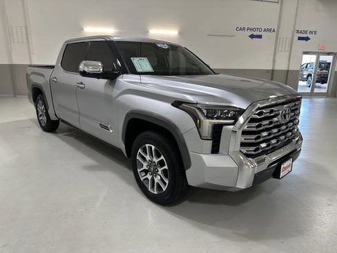 Used 2022 Toyota Tundra 1794 Edition image 4