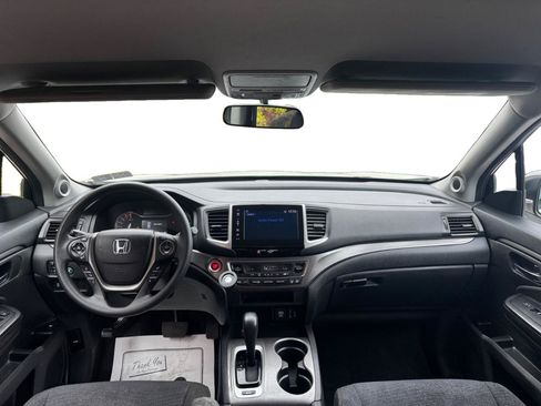 Used 2018 Honda Pilot EX image 8