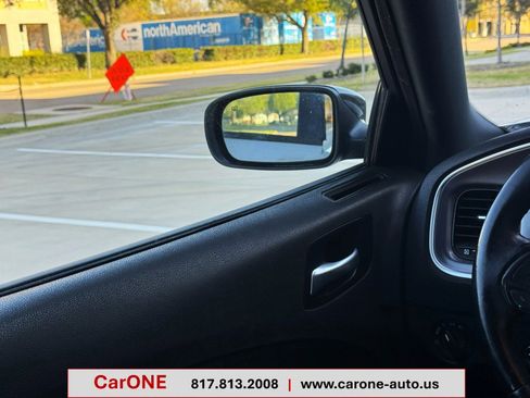 Used 2019 Dodge Charger SXT w/ Blacktop Package image 23