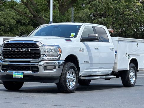 Used 2022 RAM 3500 Big Horn AWD/4WD image 7