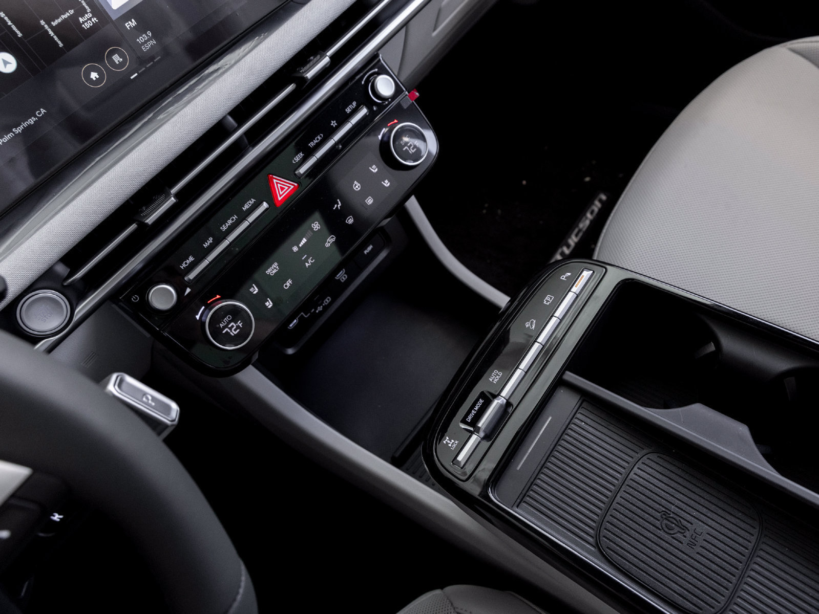 New 2026 Hyundai Tucson Limited AWD/4WD image 13