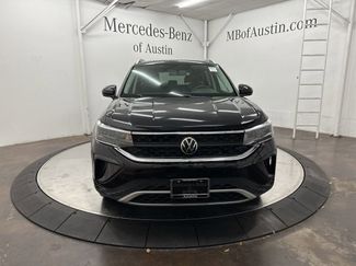 Used 2022 Volkswagen Taos SE video 2