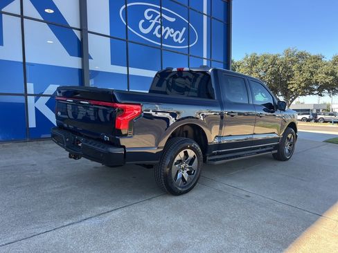 New 2025 Ford F150 Lightning Lariat image 7