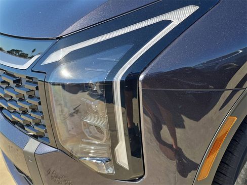 New 2026 Kia Sportage EX image 10