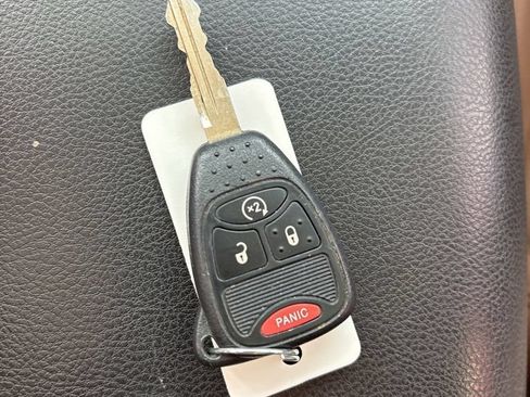Used 2017 Jeep Wrangler Unlimited Rubicon w/ Connectivity Group AWD/4WD image 49