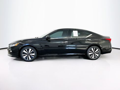 Used 2019 Nissan Altima 2.5 SL FWD image 4