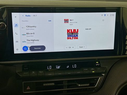 Used 2026 Toyota Camry SE w/ Multimedia Upgrade Package FWD image 15