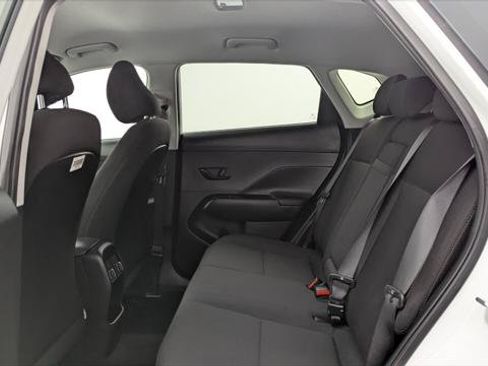 Used 2025 Hyundai Kona SEL FWD image 17
