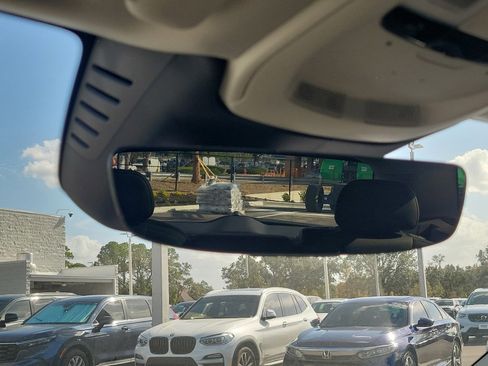 Used 2025 Volvo XC60 B5 Plus image 26