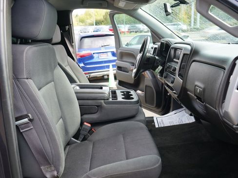 Used 2014 GMC Sierra 1500 SLE w/ Suspension Package, Off-Road image 13