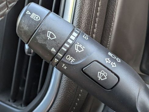 Used 2021 GMC Sierra 1500 Denali w/ Denali Ultimate Package AWD/4WD image 23