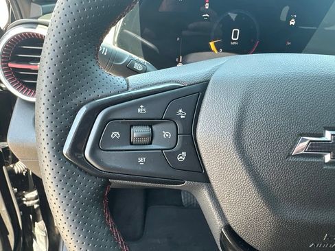 Certified 2024 Chevrolet Trax RS w/ Driver Confidence Package FWD image 12