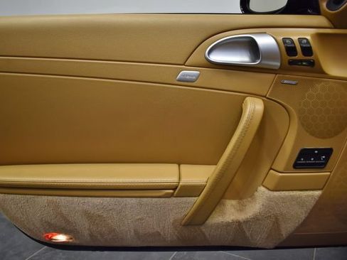 Used 2006 Porsche 911 Carrera S RWD image 23