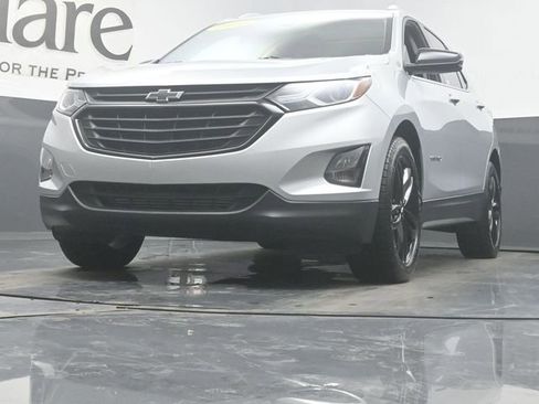 Used 2020 Chevrolet Equinox LT w/ Sport Edition FWD image 4