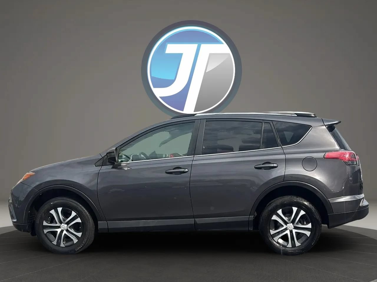 Used 2016 Toyota RAV4 LE FWD image 23