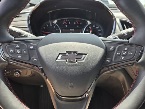 Used 2024 Chevrolet Equinox RS FWD image 28