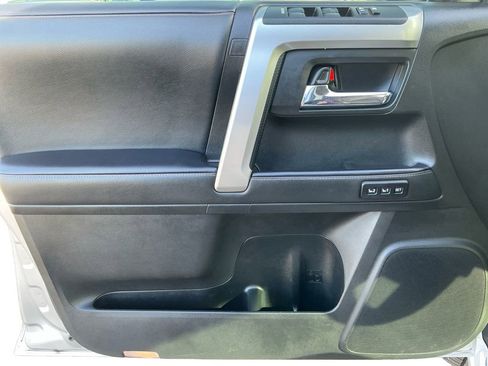 Used 2021 Toyota 4Runner Limited image 21