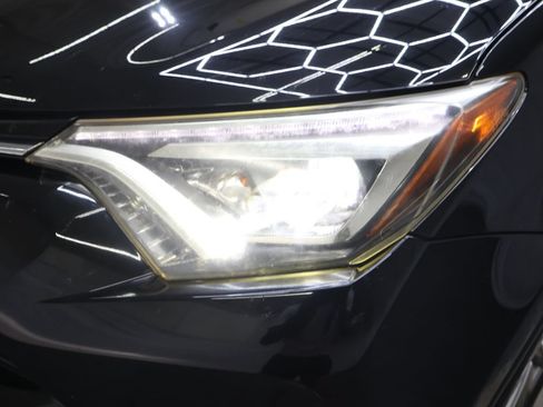 Used 2016 Toyota RAV4 Limited w/ Advanced Technology Package FWD image 30