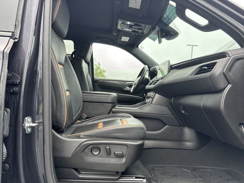 Used 2024 GMC Yukon AT4 w/ AT4 Premium Package AWD/4WD image 30