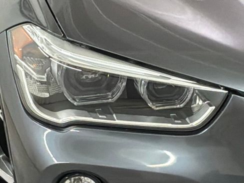 Used 2018 BMW X1 xDrive28i w/ Premium Package AWD/4WD image 30