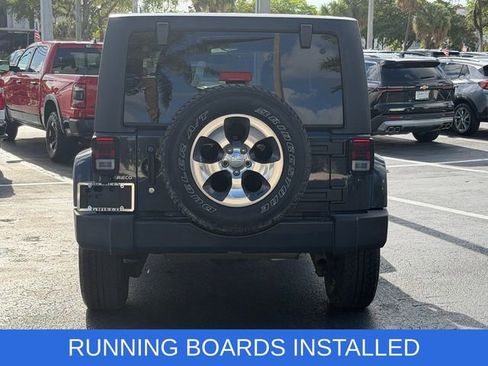Used 2016 Jeep Wrangler Unlimited Sahara w/ Connectivity Group AWD/4WD image 4