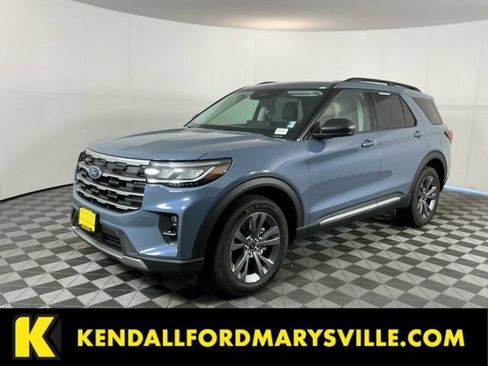 Used 2025 Ford Explorer Active w/ Active Comfort Package AWD/4WD image 1