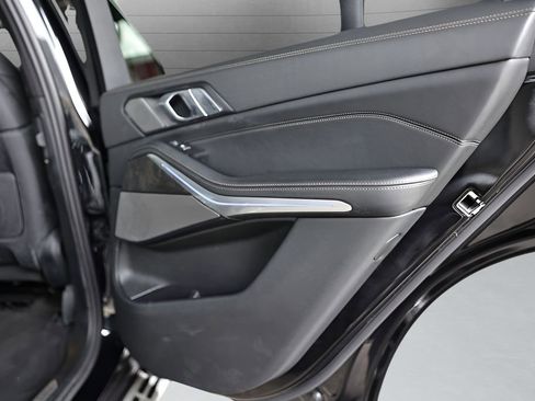 Used 2024 BMW X5 xDrive40i image 57