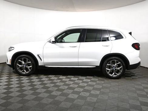 Used 2024 BMW X3 xDrive30i w/ Premium Package AWD/4WD image 2