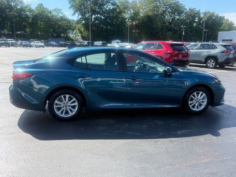 Used 2025 Toyota Camry LE FWD image 9