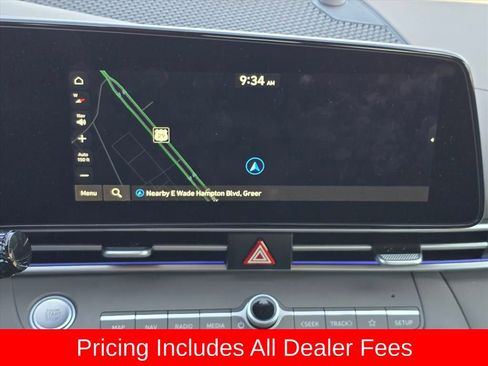 Used 2025 Hyundai Elantra SEL FWD image 16
