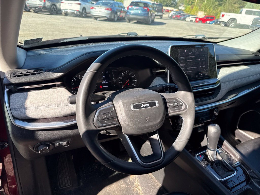 Used 2022 Jeep Compass Latitude AWD/4WD image 8