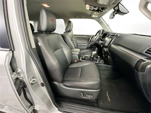 Used 2024 Toyota 4Runner TRD Off-Road Premium image 28