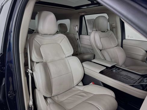 Used 2021 Lincoln Navigator Reserve w/ Luxury Package AWD/4WD image 29