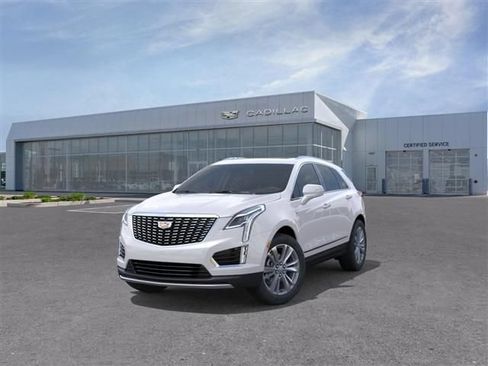 Used 2025 Cadillac XT5 Premium Luxury AWD/4WD image 8