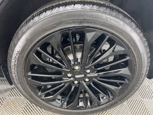 Used 2023 Lincoln Corsair Standard w/ Equipment Group 101A image 10