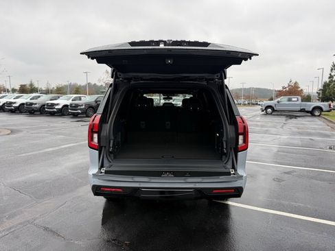 New 2025 Ford Expedition Max Platinum w/ Stealth Performance Package image 7