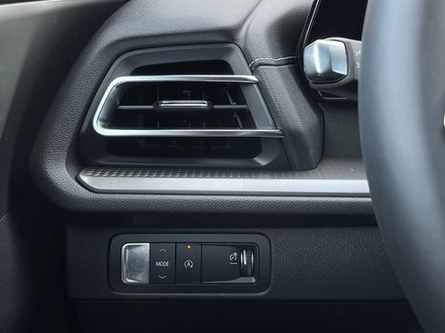 New 2026 Chevrolet Traverse LT image 14