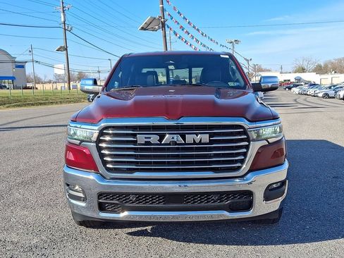 Used 2025 RAM 1500 Laramie AWD/4WD image 2