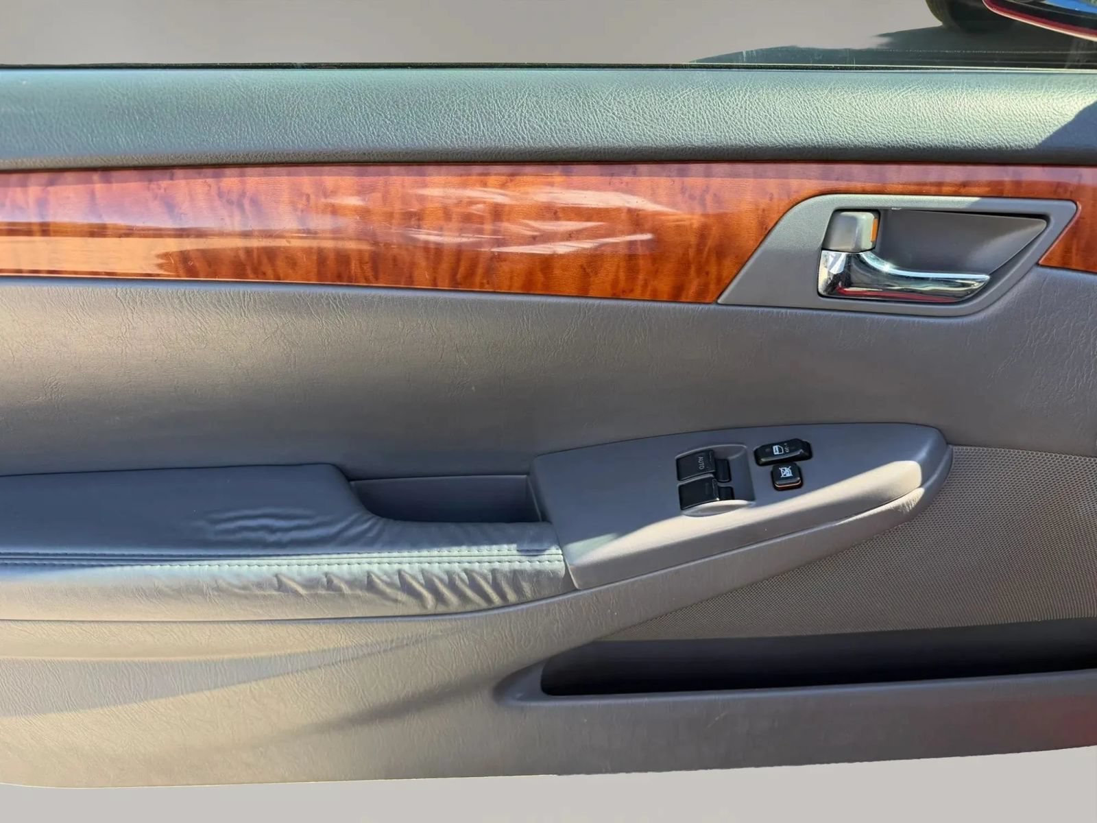 Used 2007 Toyota Solara SLE FWD image 9