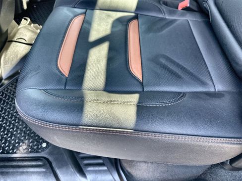 Used 2024 GMC Sierra 2500 AT4 w/ AT4 Premium Plus Package image 17