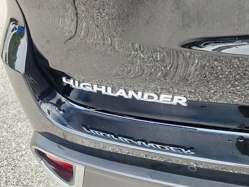 Used 2019 Toyota Highlander Limited AWD/4WD image 31