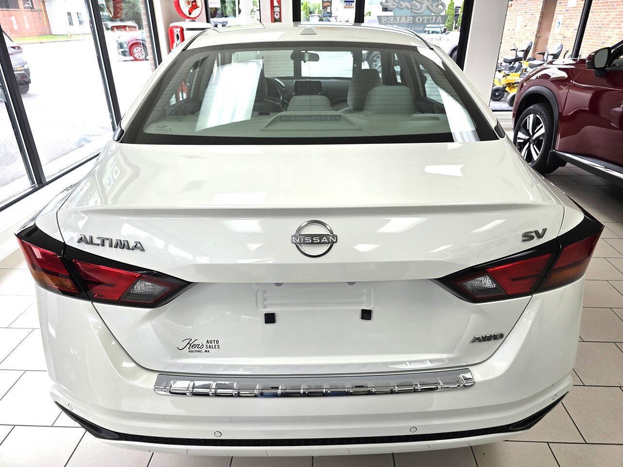 Used 2023 Nissan Altima 2.5 SV AWD/4WD image 11