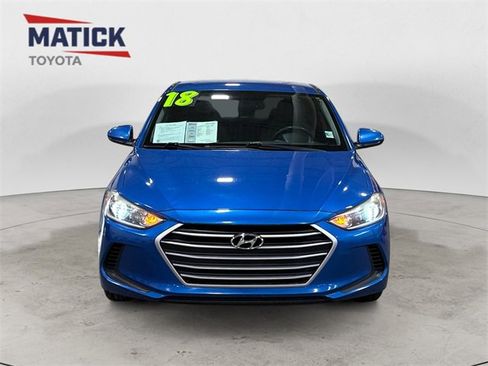 Used 2018 Hyundai Elantra SEL image 2