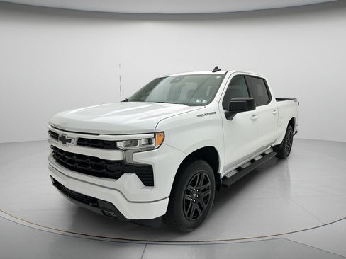 Used 2024 Chevrolet Silverado 1500 RST w/ Convenience Package II AWD/4WD image 3